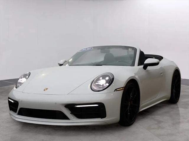 2020 Porsche 911 Carrera 4S Cabriolet