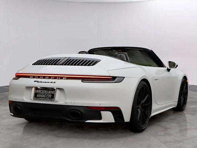 2020 Porsche 911 Carrera 4S Cabriolet