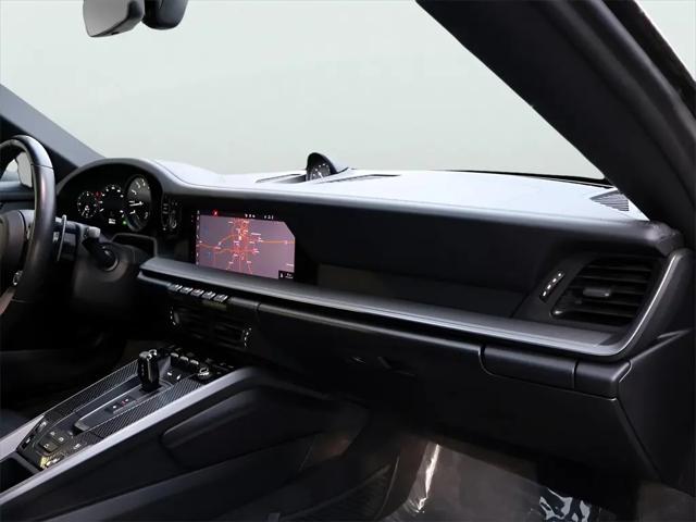 2020 Porsche 911 Carrera 4S Cabriolet