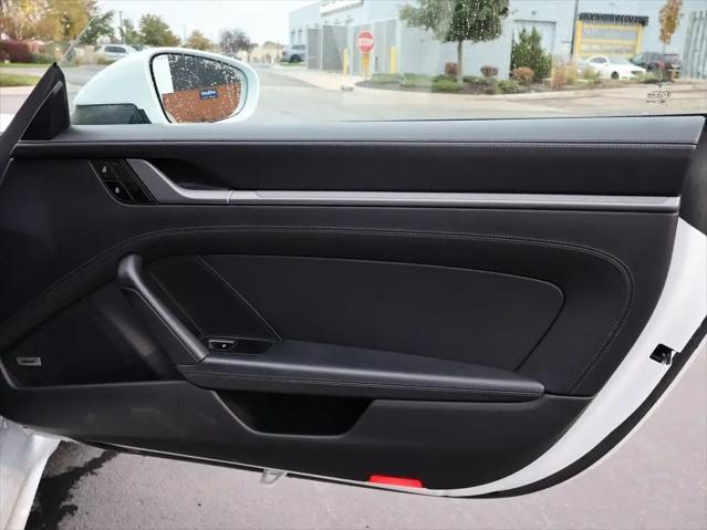 2020 Porsche 911 Carrera 4S Cabriolet