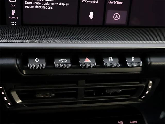 2020 Porsche 911 Carrera 4S Cabriolet