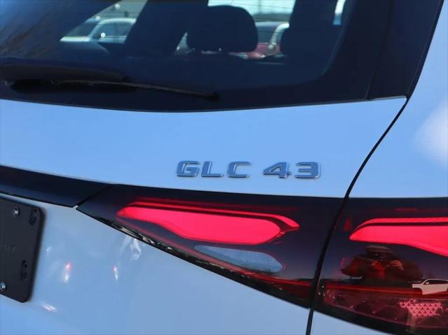 2026 Mercedes-Benz GLC 4MATIC