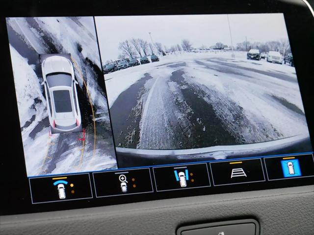 2022 Cadillac XT4 AWD Premium Luxury