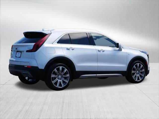 2022 Cadillac XT4 AWD Premium Luxury