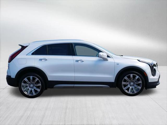 2022 Cadillac XT4 AWD Premium Luxury