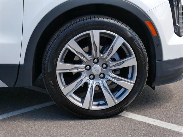 2022 Cadillac XT4 AWD Premium Luxury