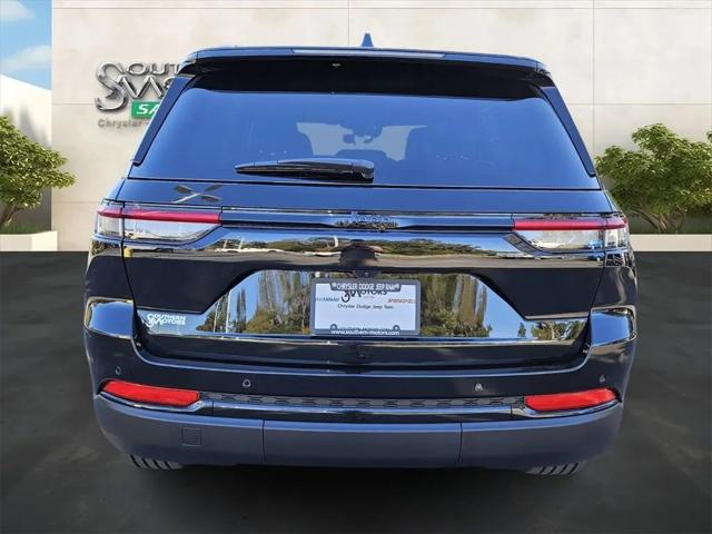 2025 Jeep Grand Cherokee Altitude X 4x2