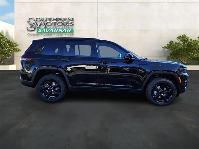2025 Jeep Grand Cherokee Altitude X 4x2