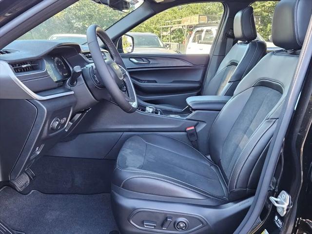 2025 Jeep Grand Cherokee Altitude X 4x2