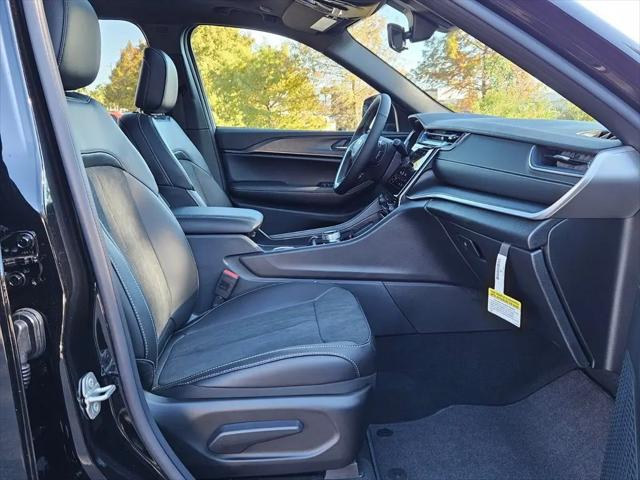 2025 Jeep Grand Cherokee Altitude X 4x2