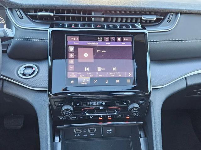 2025 Jeep Grand Cherokee Altitude X 4x2