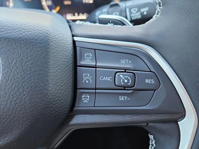 2025 Jeep Grand Cherokee Altitude X 4x2