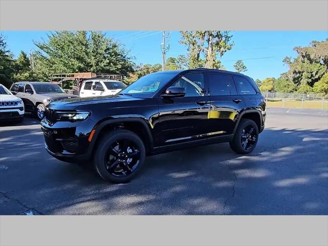 2025 Jeep Grand Cherokee Altitude X 4x2