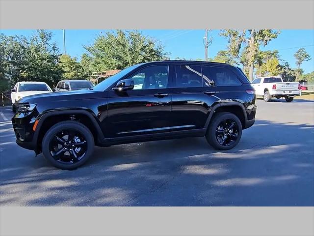 2025 Jeep Grand Cherokee Altitude X 4x2
