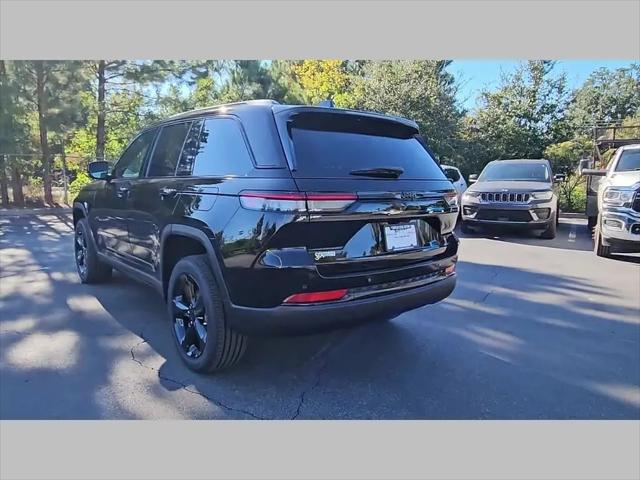2025 Jeep Grand Cherokee Altitude X 4x2