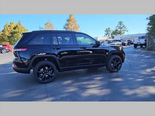2025 Jeep Grand Cherokee Altitude X 4x2