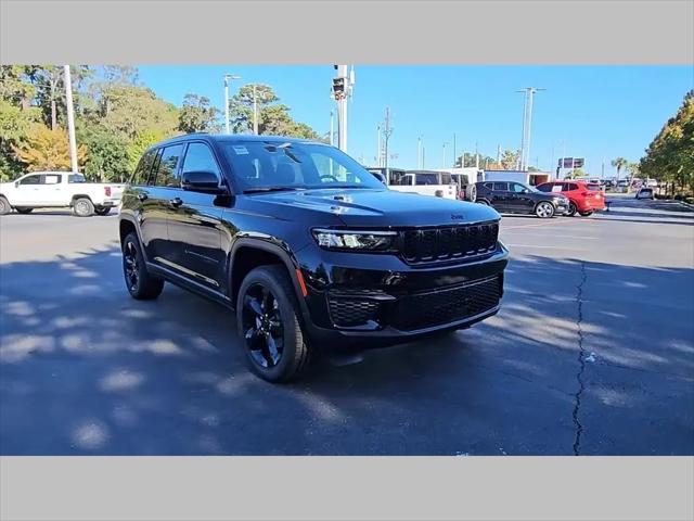 2025 Jeep Grand Cherokee Altitude X 4x2