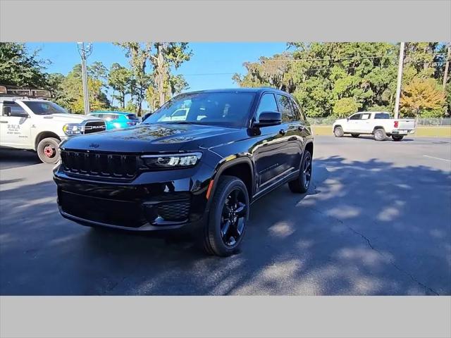 2025 Jeep Grand Cherokee Altitude X 4x2