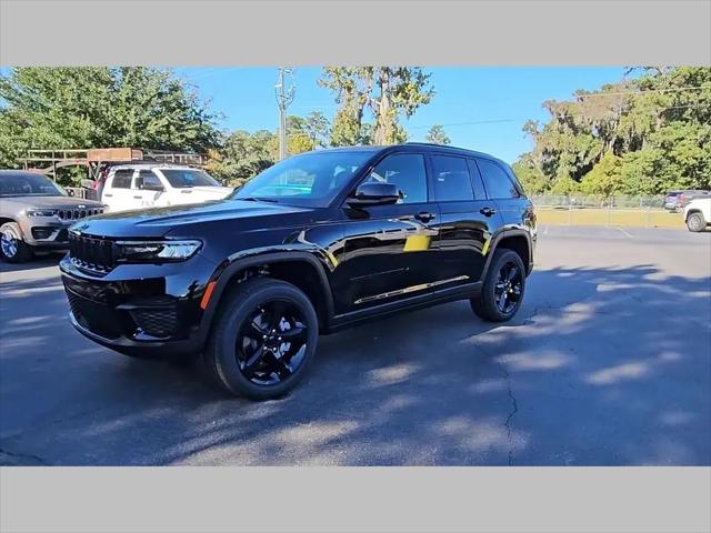 2025 Jeep Grand Cherokee Altitude X 4x2