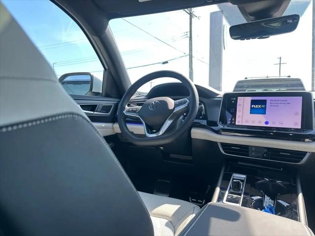 2026 Volkswagen Atlas Cross Sport SEL Premium R-Line