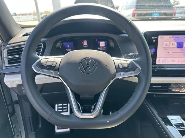 2026 Volkswagen Atlas Cross Sport SEL Premium R-Line