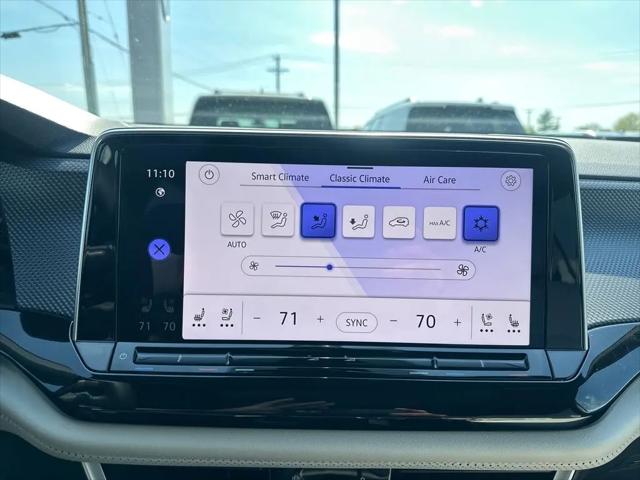 2026 Volkswagen Atlas Cross Sport SEL Premium R-Line