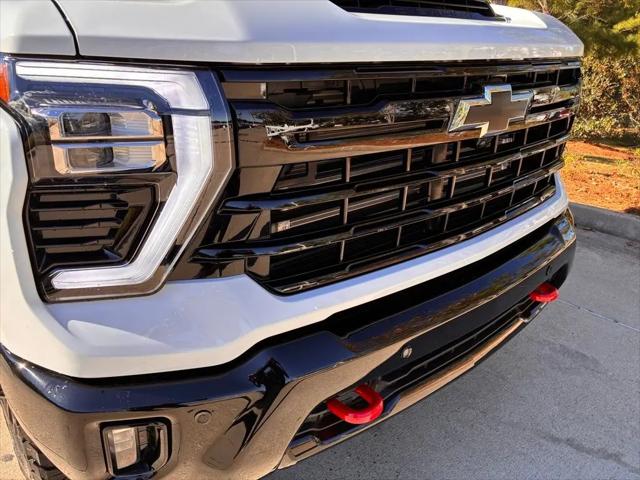 2026 Chevrolet Silverado 2500HD Crew Cab, Standard Bed, LT, 4WD