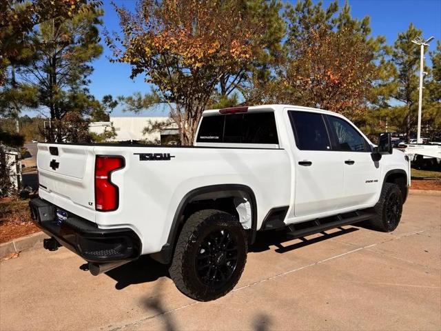 2026 Chevrolet Silverado 2500HD Crew Cab, Standard Bed, LT, 4WD