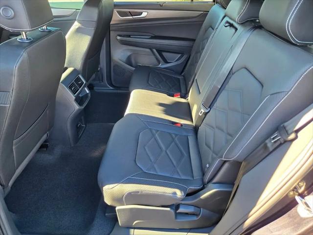 2026 Volkswagen Atlas Cross Sport SE with Technology