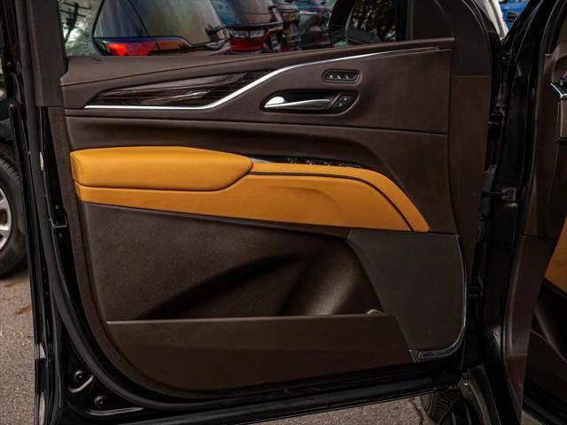 2023 Cadillac Escalade ESV 4WD Sport