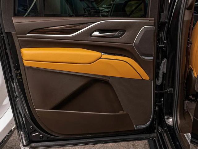 2023 Cadillac Escalade ESV 4WD Sport