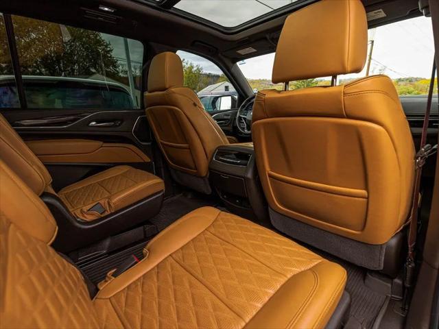 2023 Cadillac Escalade ESV 4WD Sport