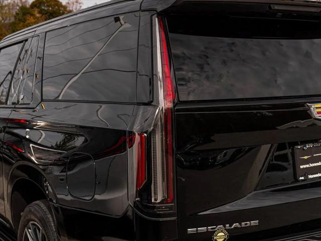 2023 Cadillac Escalade ESV 4WD Sport