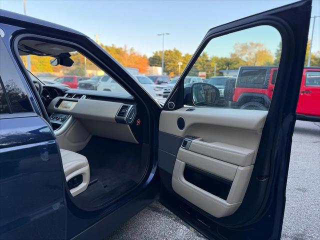 2017 Land Rover Range Rover Sport 3.0L V6 Supercharged SE