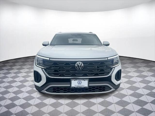 2026 Volkswagen Atlas Cross Sport SE with Technology