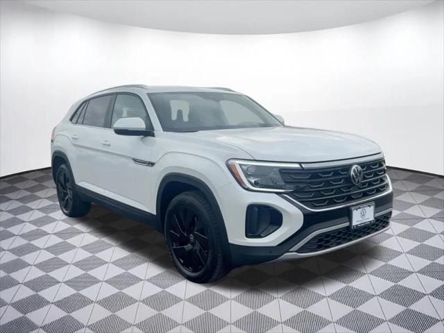 2026 Volkswagen Atlas Cross Sport SE with Technology