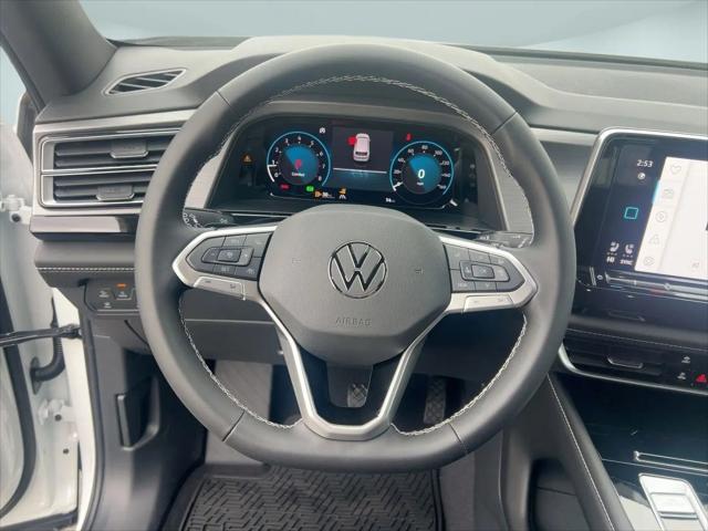 2026 Volkswagen Atlas Cross Sport SE with Technology