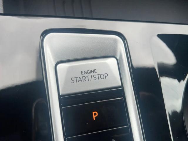 2026 Volkswagen Atlas Cross Sport SE with Technology