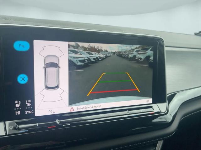 2026 Volkswagen Atlas Cross Sport SE with Technology