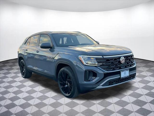 2026 Volkswagen Atlas Cross Sport SE with Technology