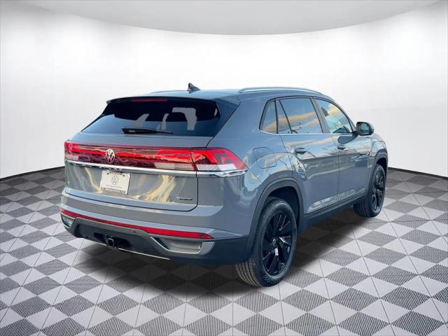 2026 Volkswagen Atlas Cross Sport SE with Technology