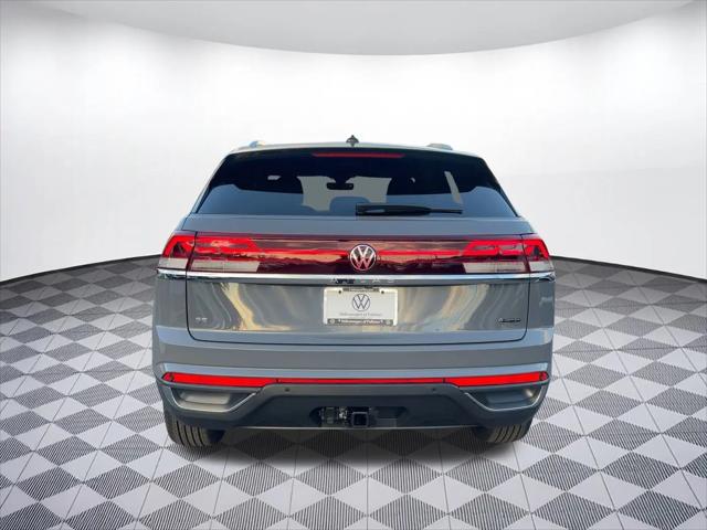 2026 Volkswagen Atlas Cross Sport SE with Technology