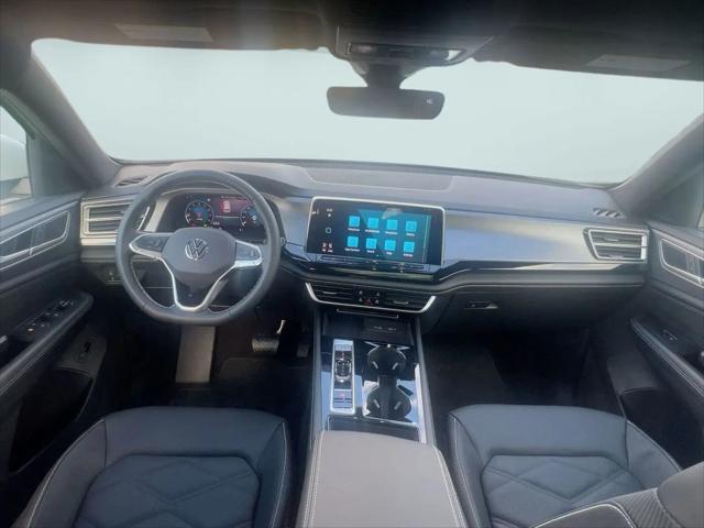 2026 Volkswagen Atlas Cross Sport SE with Technology
