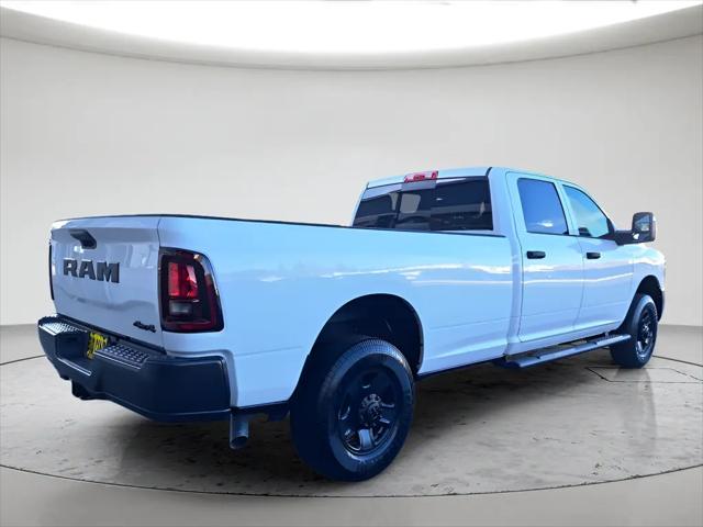2026 Ram 3500 Tradesman Crew Cab 4x4 8' Box