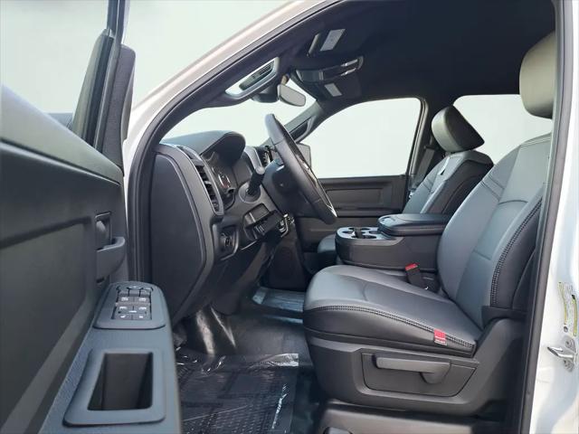 2026 Ram 3500 Tradesman Crew Cab 4x4 8' Box