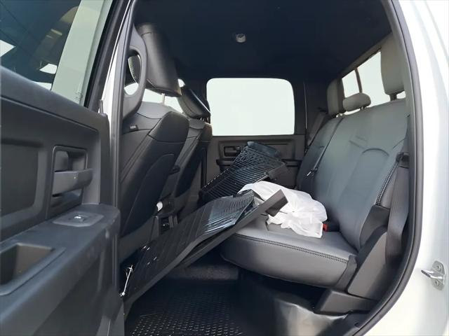 2026 Ram 3500 Tradesman Crew Cab 4x4 8' Box