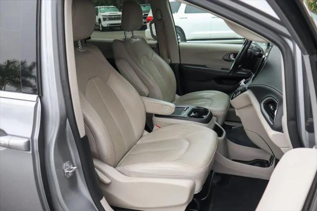 2021 Chrysler Pacifica Touring L