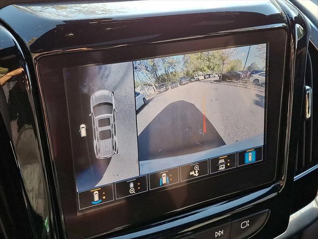 2023 Chevrolet Traverse AWD LT Leather