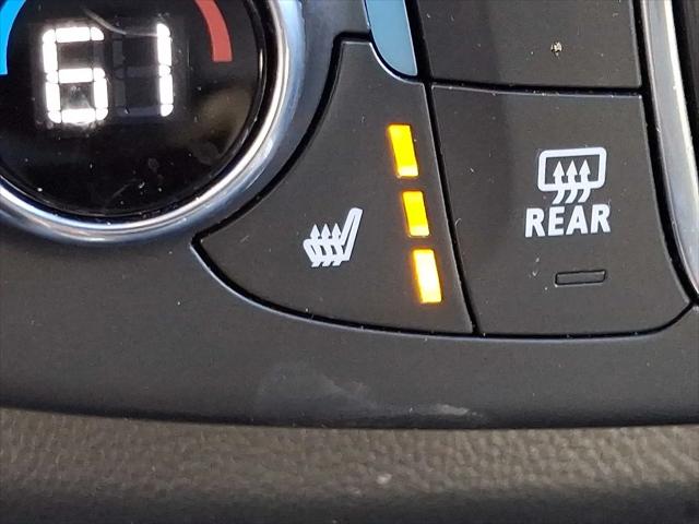 2023 Chevrolet Traverse AWD LT Leather