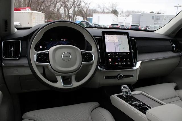 2026 Volvo XC90 Ultra Dark Theme, B6 AWD Gas (mild hybrid), Gasoline, 7 Seats